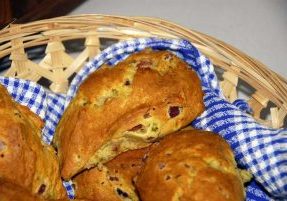 country-ham-and-cheddar-cream-scones